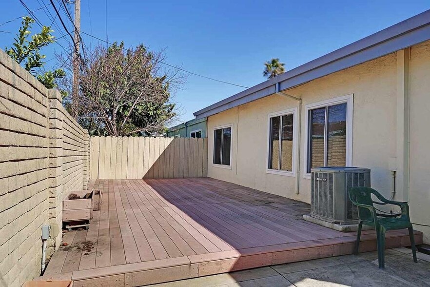 Building Photo - 1285 Boa Vista Dr