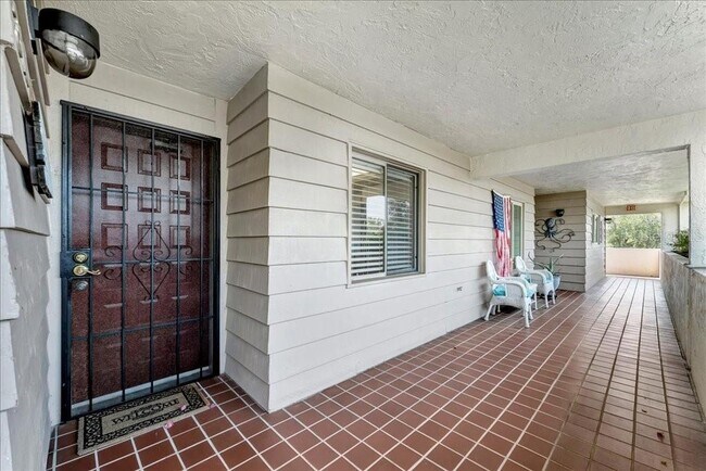 Building Photo - 9604 Cortez Rd W
