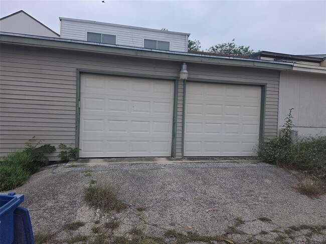 Building Photo - 4412 Shakertown