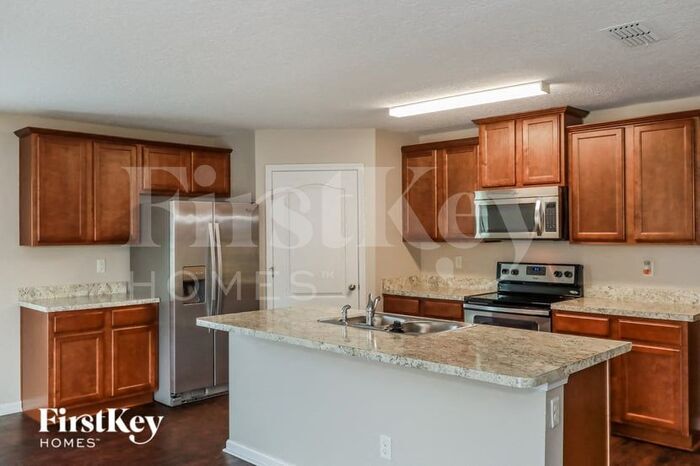 Building Photo - 3854 Falcon Crest Dr