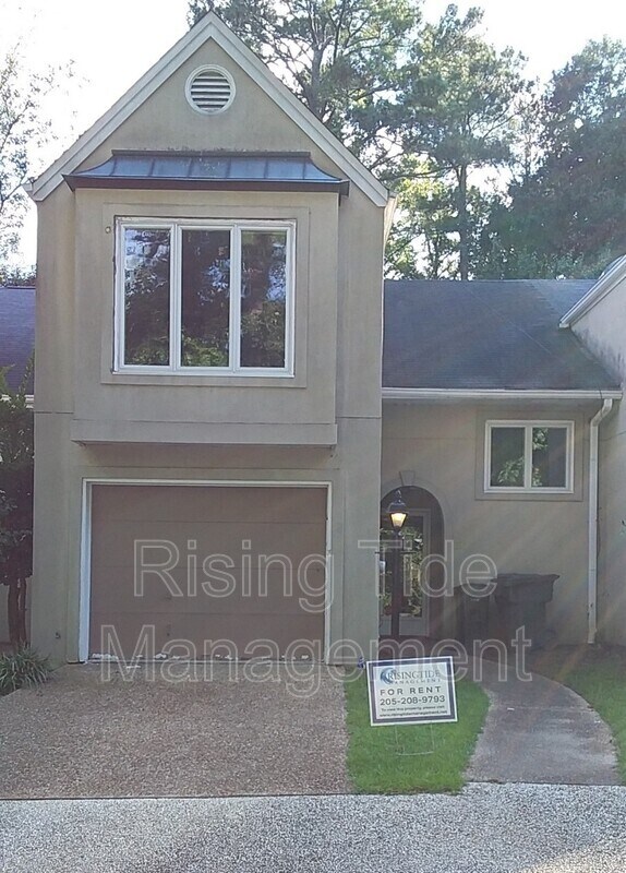 Primary Photo - 3356 Shallowford Cir
