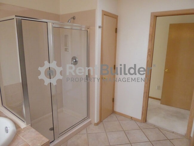 Building Photo - CALL US TODAY AT (505) 808-6467 TO SCHEDUL...