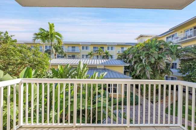 Building Photo - 1515 E Broward Blvd
