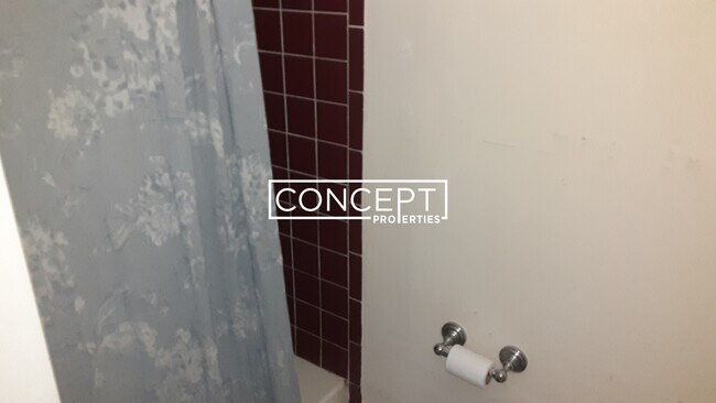 Building Photo - 892 Huntington Ave