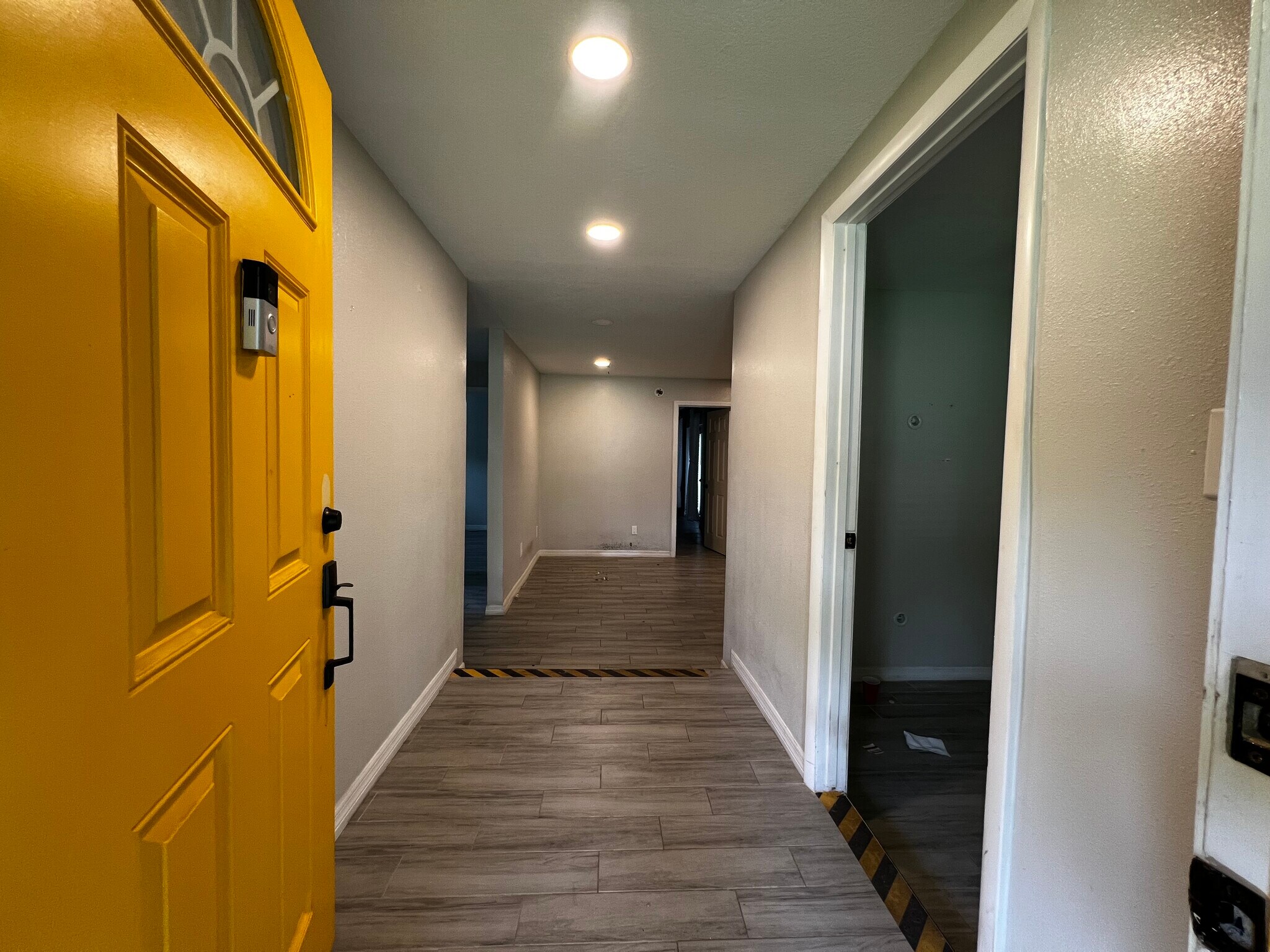 Entrance - 105 Lido Rd