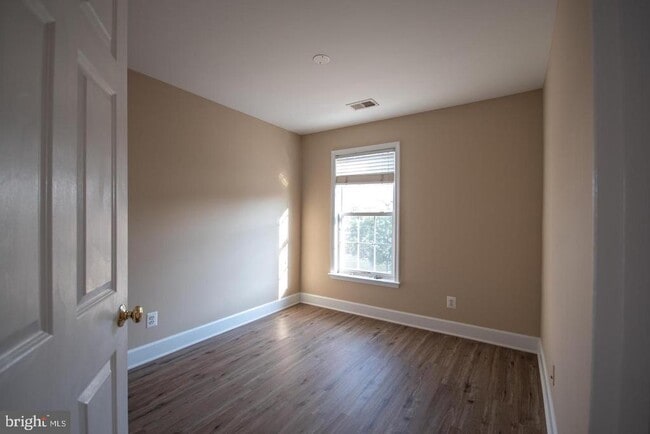 Building Photo - 2444 Terra Cotta Cir