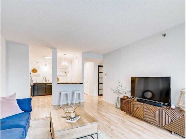 Building Photo - 121 Washington Ave S