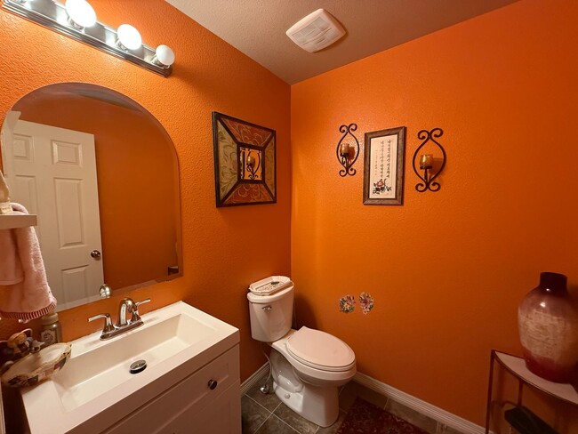 Building Photo - 6 Bed 4 Bath Home with 4,913 Sqft Near Peterson Space Force Base & Schriever Space Force Base!!!