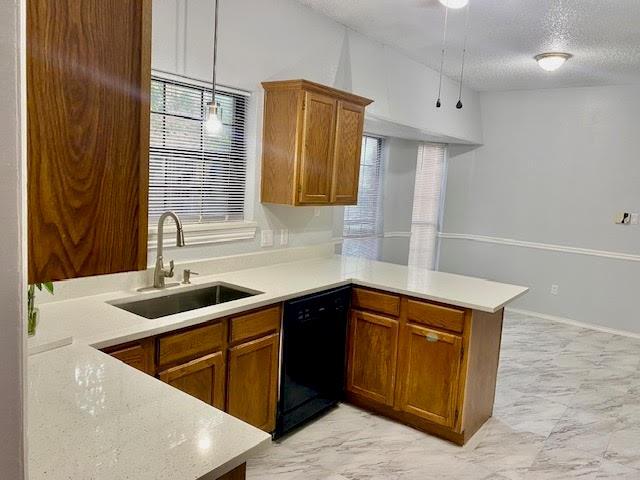 Building Photo - 810 Trevor Way