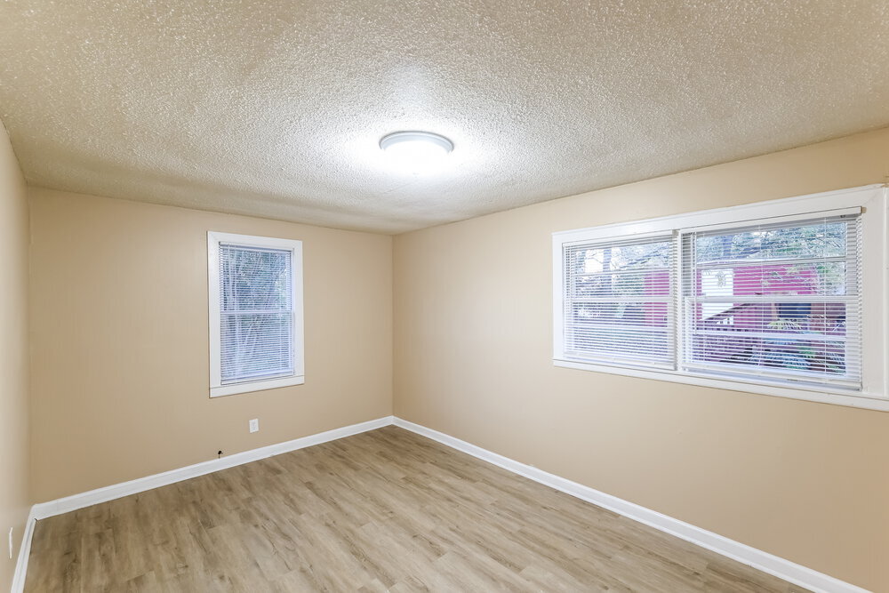 Building Photo - 4188 Powell Ave