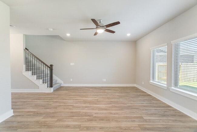 Building Photo - 10569 Preserve Wy