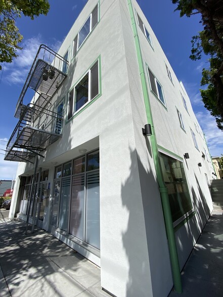 Building Photo - 1545 Hopkins St