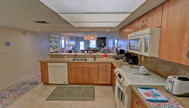 Building Photo - 2216 Gulf Blvd