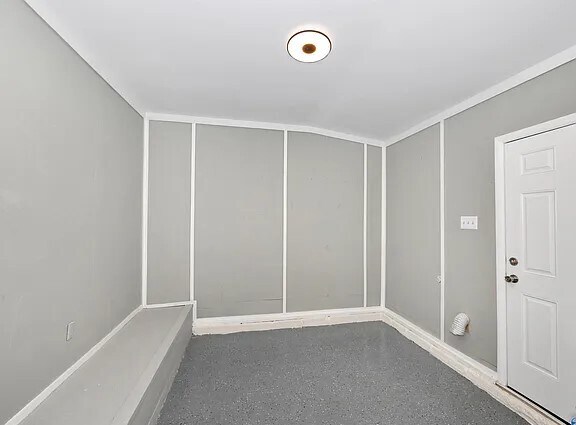Building Photo - 3410 Freda Ln NW