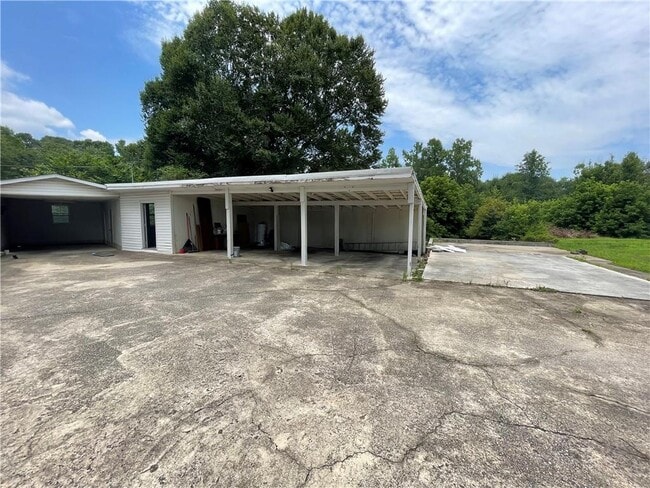 Building Photo - 2766 Bart Johnson Rd