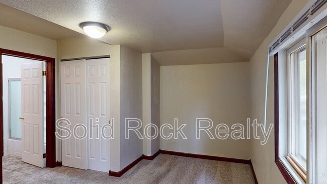 Building Photo - 511 E Cache La Poudre St