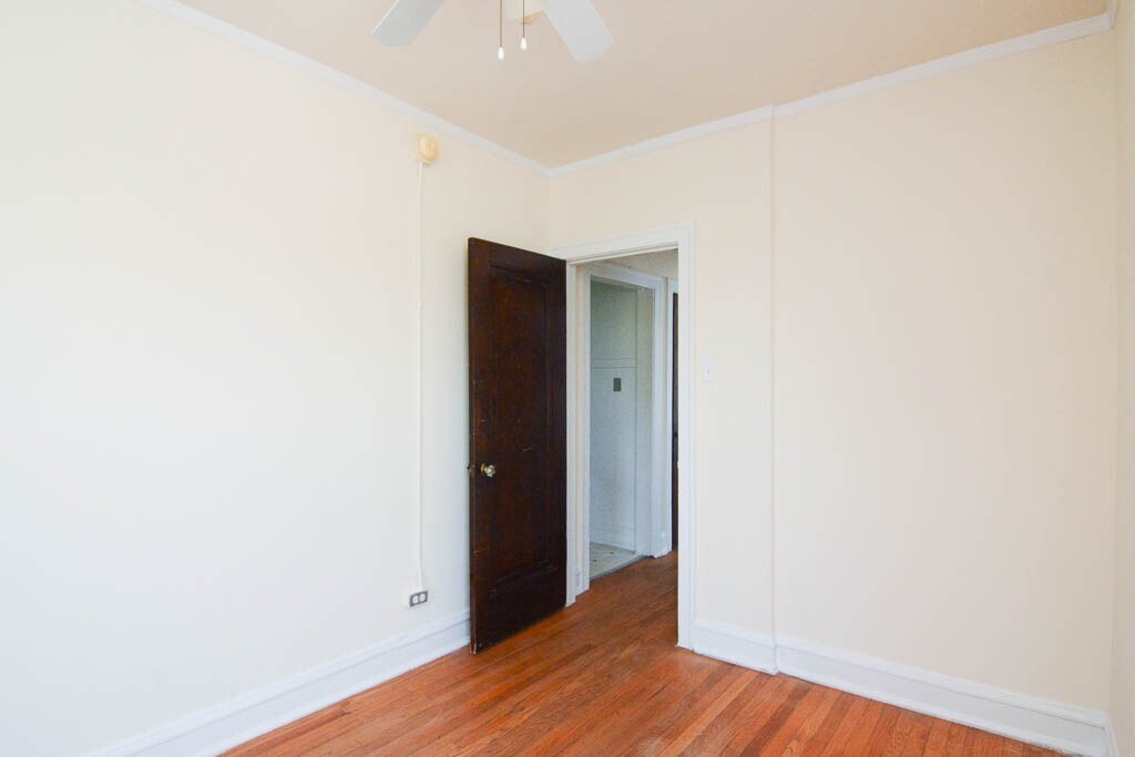 Building Photo - 2942 N Albany Ave