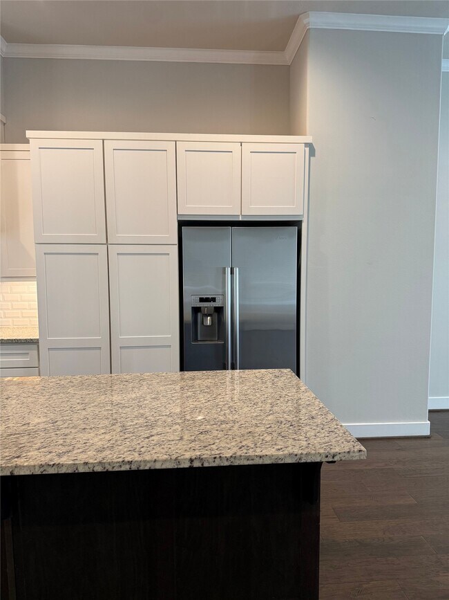 Building Photo - 10915 Brookeshire Chase Ln