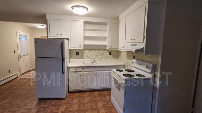 Building Photo - 24 Milltown Rd