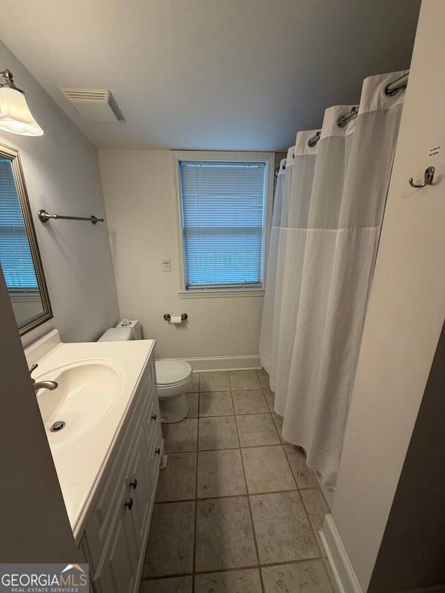 Building Photo - 601 Norris St