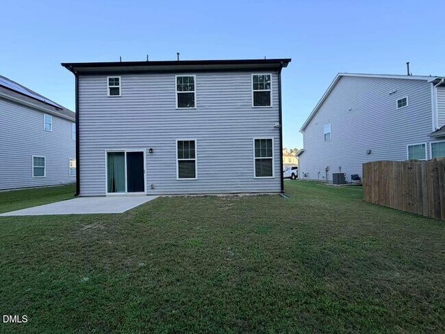 Building Photo - 109 Steel Springs Ln