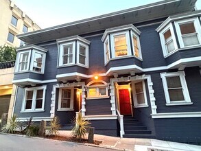 Building Photo - COMING SOON!  Stunning 2 Bedroom, 1 Bath, Washer/Dryer in Unit/ AMSI M. Couture