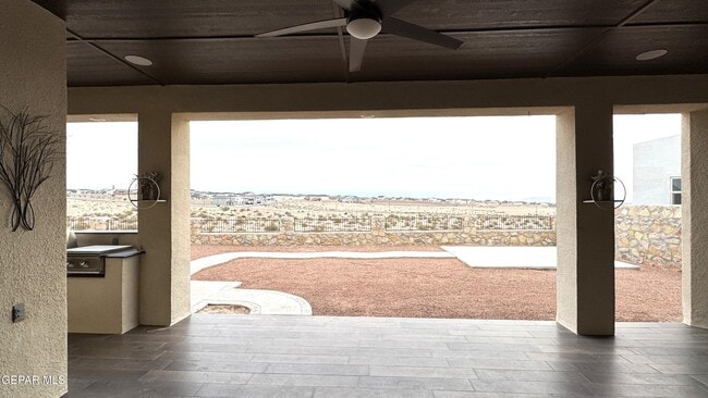 Building Photo - 12408 Fresh Water Dr