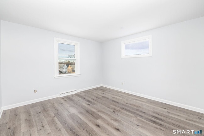 Building Photo - 153 Gridley St