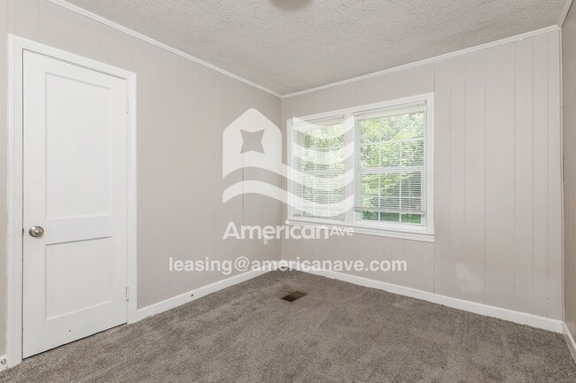 Building Photo - 340 Audubon Pl