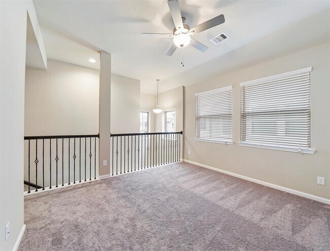 Building Photo - 2554 Terrace Point Dr