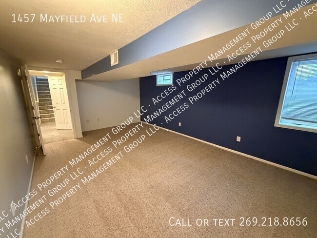 Building Photo - 1457 Mayfield Ave NE