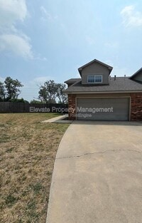 Building Photo - 530 Westwood Ct