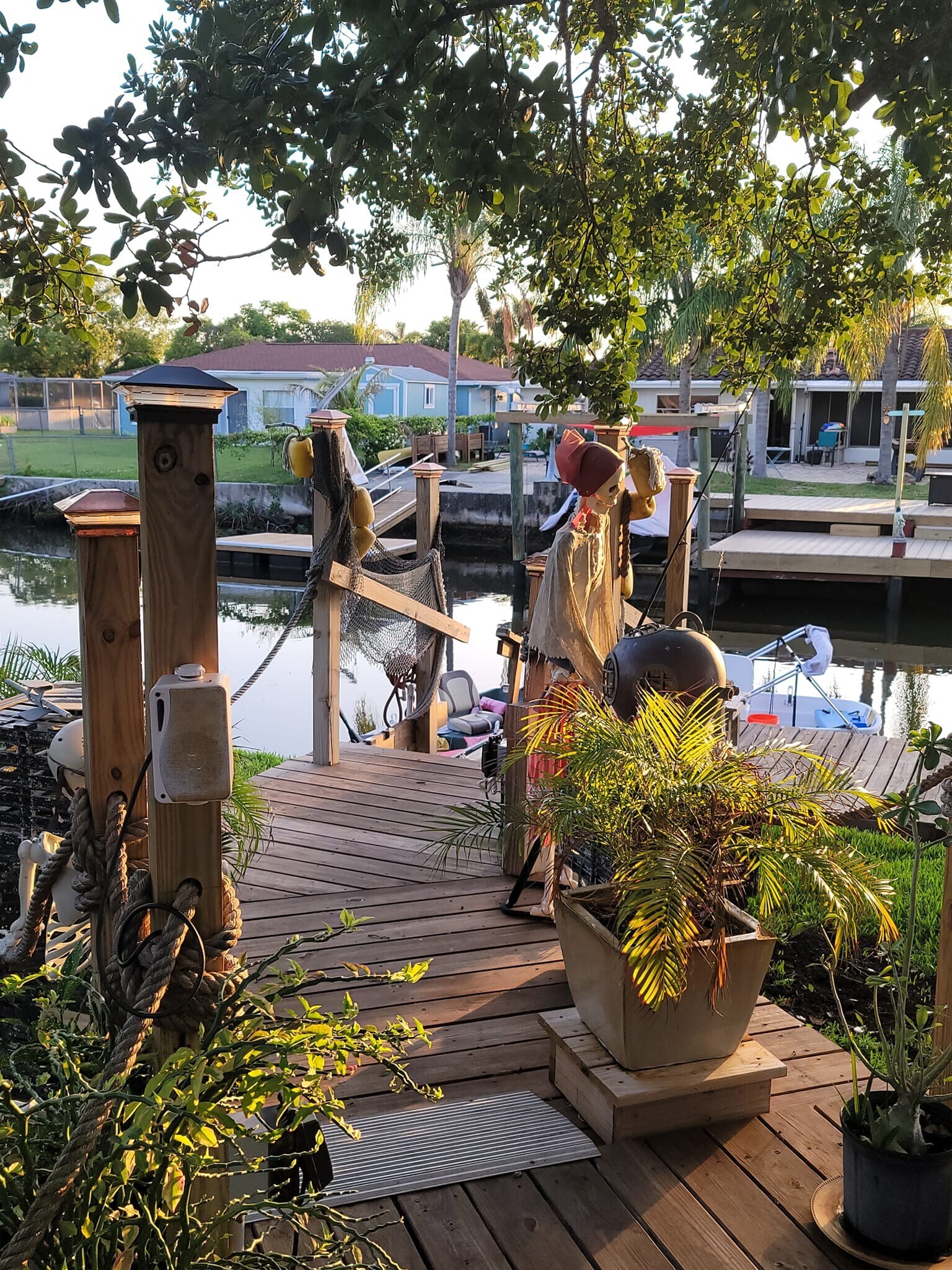 Bring your kayak or small boat! - 9825 Grace Dr