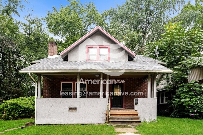 Building Photo - 246 Sobul Ave