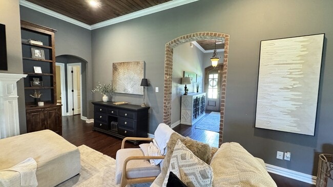 Building Photo - 210 Bayou Trace Drive