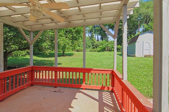 Building Photo - Updated 3-Bedroom Ranch with Modern Finishes & Timeless Charm