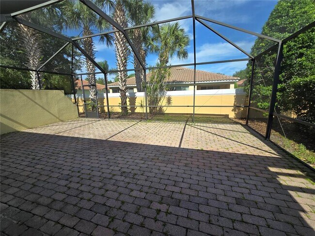Building Photo - 11895 Iselle Dr