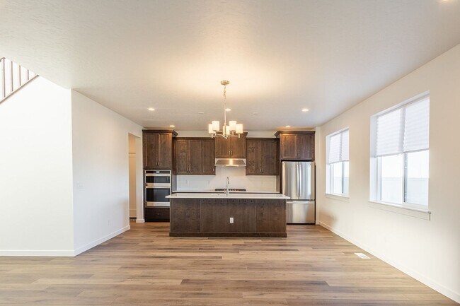 Building Photo - Brand New Home in an Amenity Filled Neighborhood