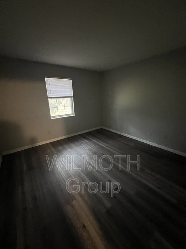 Building Photo - 1325 Millerwood Dr