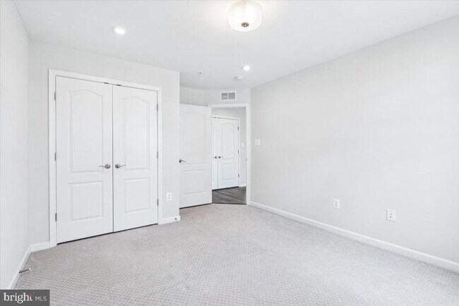 Building Photo - 9454 James MacGowan Ln