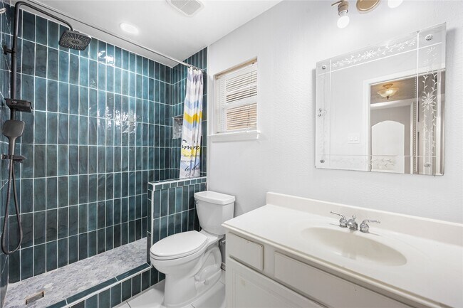 Building Photo - 12347 Shadowvista Dr