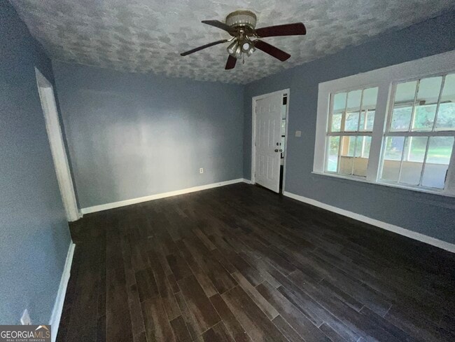 Building Photo - 351 Bethany Church Rd