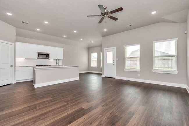 Building Photo - Welcome to the Drake – Where Comfort Meets...