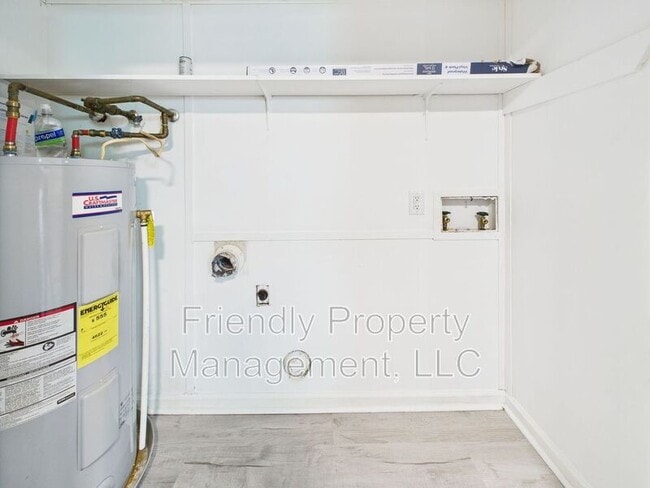 Building Photo - 4067 Greene Haven Dr