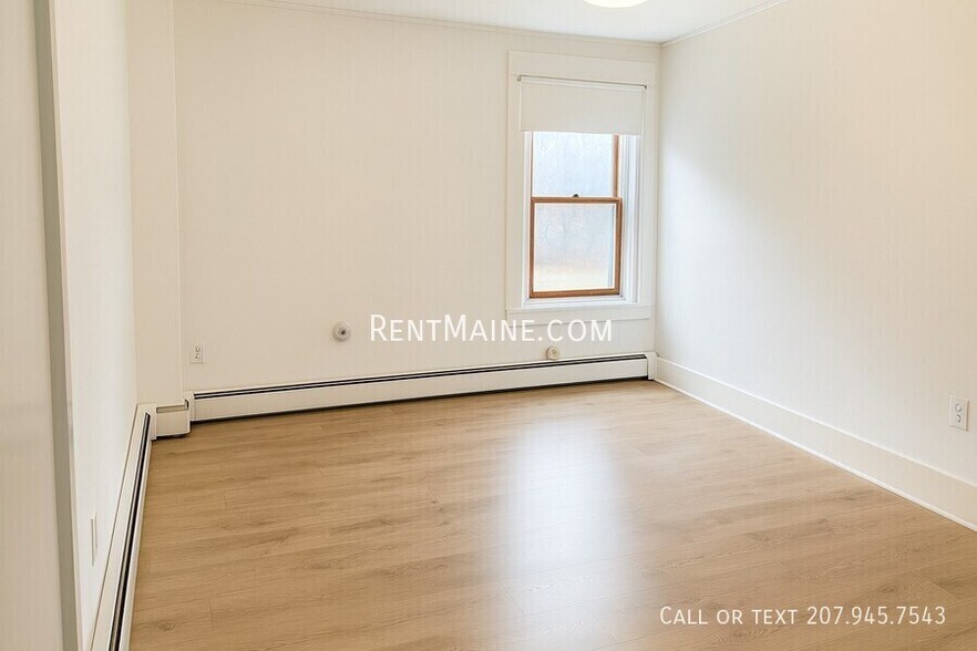 Building Photo - 619 Main Rd