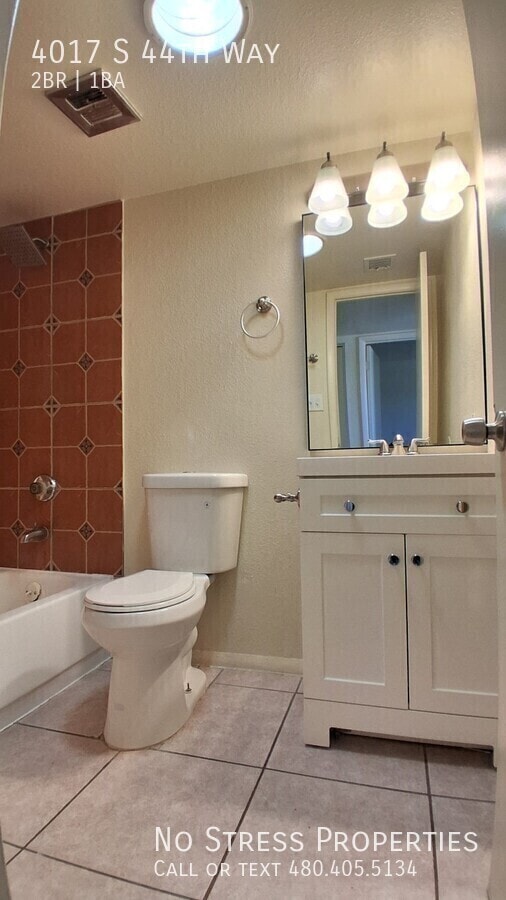 Building Photo - 4017 S 44th Way