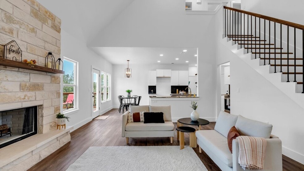 Building Photo - 105 Chesterfield Dr