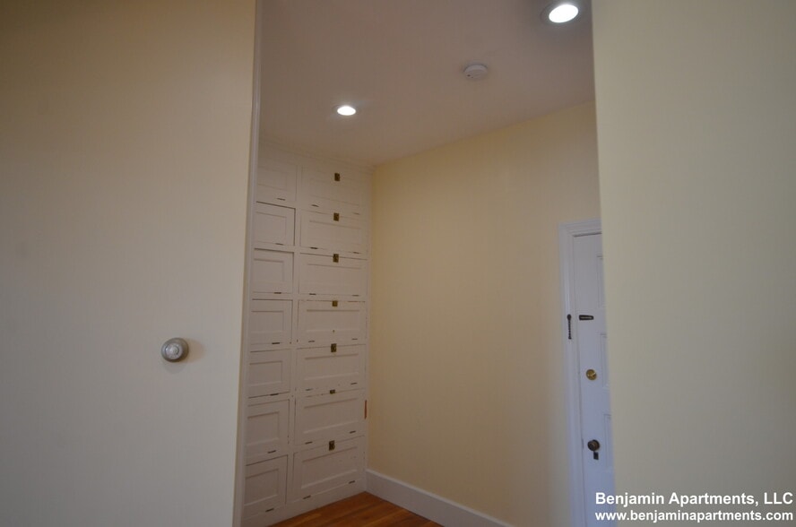 Building Photo - 470 Commonwealth Ave