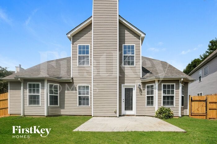 Building Photo - 8414 Oak Dr