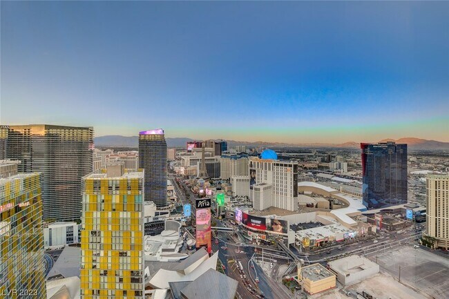 Building Photo - 3750 Las Vegas Blvd S